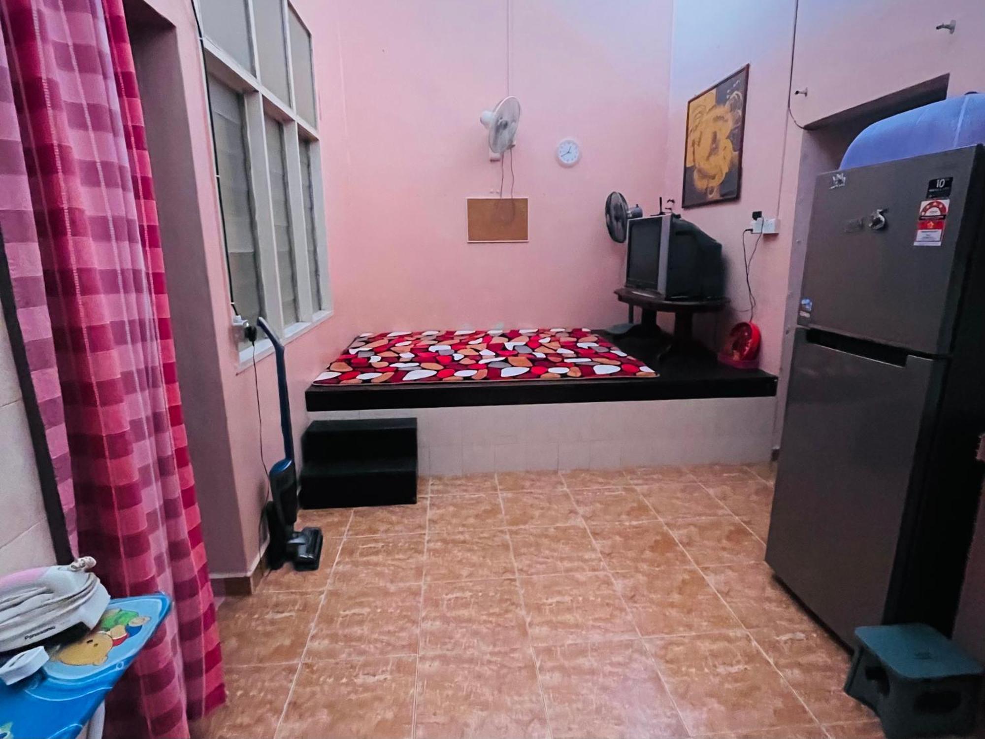 Kota Bharu Homestay Exterior photo